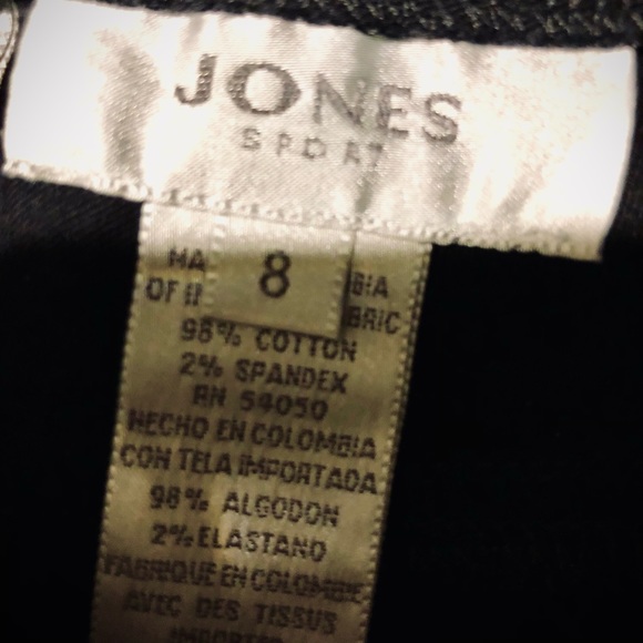 On Sale! Black Cotton blend Capris for warmer weather. - Picture 4 of 4